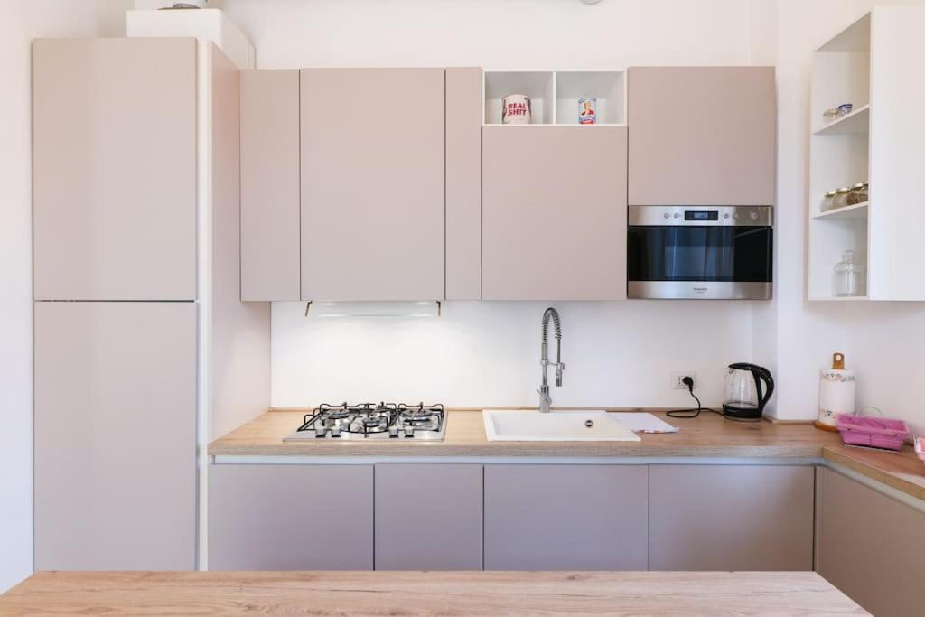 Ferienwohnung Primopiano - Rinuccini Mailand Exterior foto