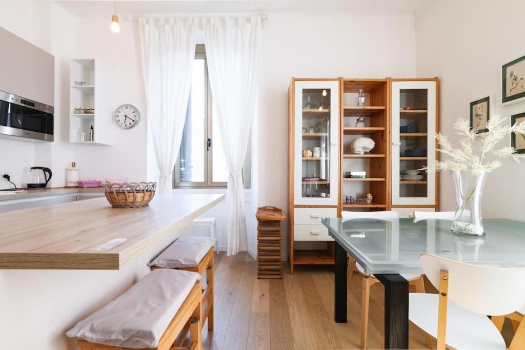 Ferienwohnung Primopiano - Rinuccini Mailand Exterior foto