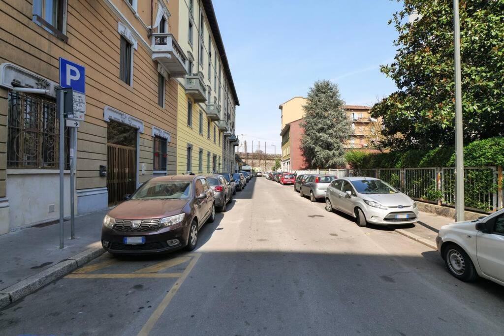 Ferienwohnung Primopiano - Rinuccini Mailand Exterior foto